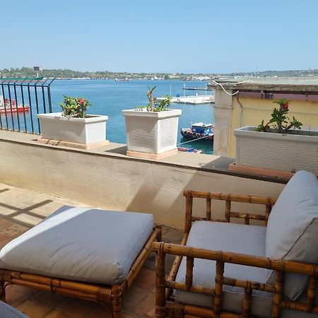 Villa Sul Molo Tra Siracusa E Catania Augusta Room photo